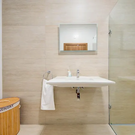 Apartamento Ortigia Suites - Minutes To The St Julian'S City Centre By Haven And Keys Malta Is-Swieqi