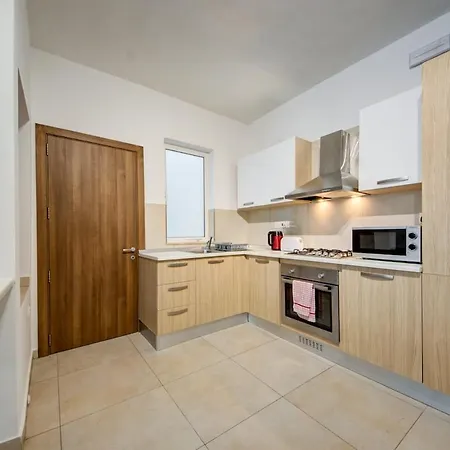 Apartment Ortigia Suites - Minutes To The St Julian'S City Centre By Haven And Keys Malta