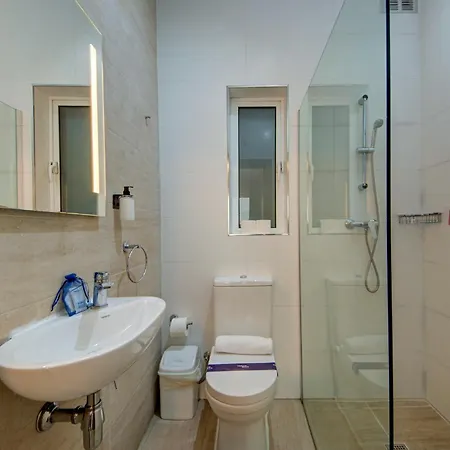 Ortigia - Minutes To The St Julian's Centre By Haven And Keys Malta アパート *