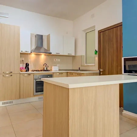 Ortigia - Minutes To The St Julian's Centre By Haven And Keys Malta *