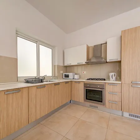 Ortigia - Minutes To The St Julian's Centre By Haven And Keys Malta *