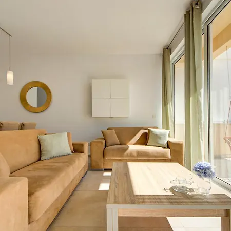 アパート Ortigia - Minutes To The St Julian's Centre By Haven And Keys Malta *