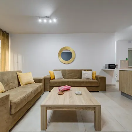 Ortigia - Minutes To The St Julian's Centre By Haven And Keys Malta アパート Is-Swieqi